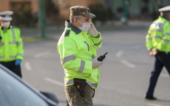 Se dau amenzi pe bandă …
