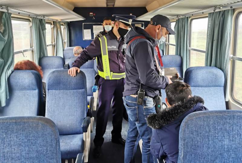 Acțiune a Poliției Botoșani în trenuri, pentru limitarea efectelor pandemiei – FOTO