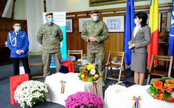 Diplome aniversare oferite de Ziua …