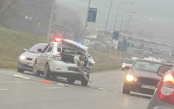 Accident cu trei mașini la …
