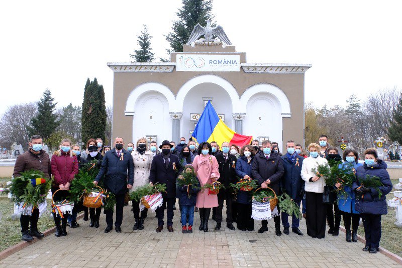 Ziua de 1 Decembrie, ziua dedicată tuturor românilor, nu a trecut neobservată, în actualul context epidemiologic - FOTO