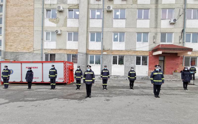Pompieri botoşăneni avansaţi în grad, de Ziua Naţională a României 2020 - FOTO