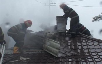 La un pas să rămână …