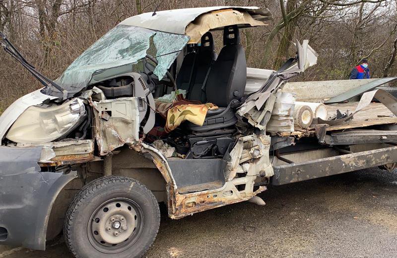 Accident la Baisa! Ciocnire violentă între două autovehicule – FOTO