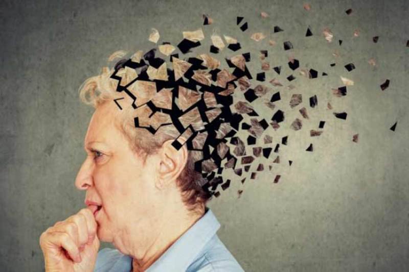 Alzheimer: 10 precursori ai bolii
