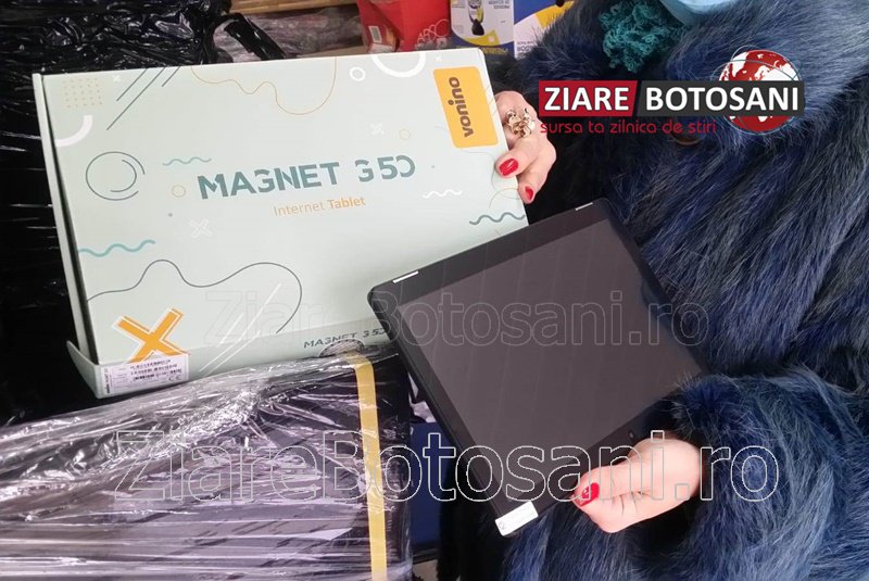 Peste 6000 de tablete au fost repartizate 28 de școli din județul Botoșani