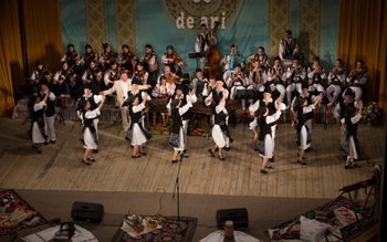 Ansamblul „Mugurelul-Mărgineanca” - colaborare online …