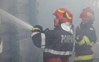 Locuințele a trei familii din …