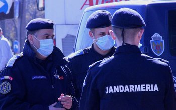 Jandarmii botoșăneni alături de cetățeni …