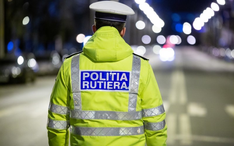Zeci de amenzi și permise reținute în urma unei acțiuni a polițiștilor rutieri din Botoșani