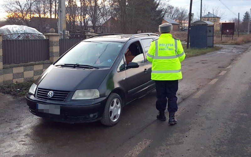 Puștan teribilist depistat în trafic de poliţiştii de frontieră din Dorohoi