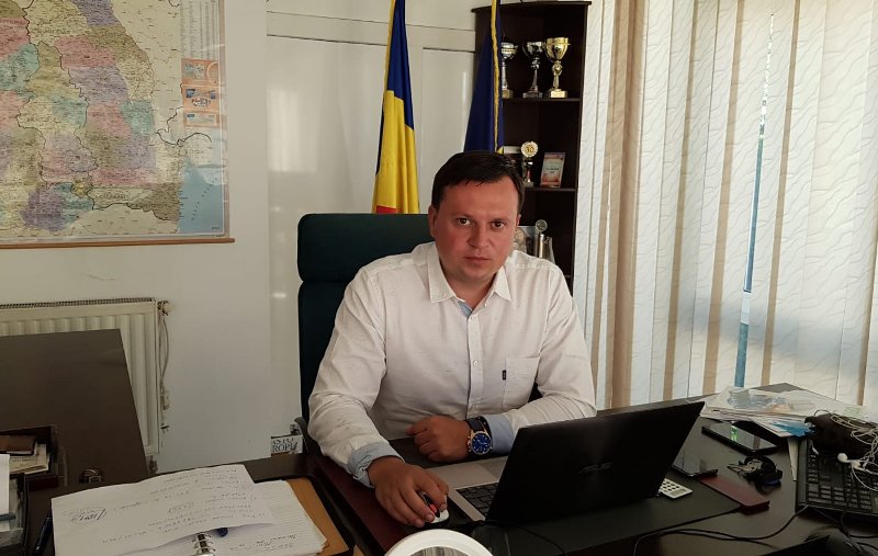 Cătălin Silegeanu: „Odată cu începerea școlii, sperăm la condiții decente pentru fiecare elev!”