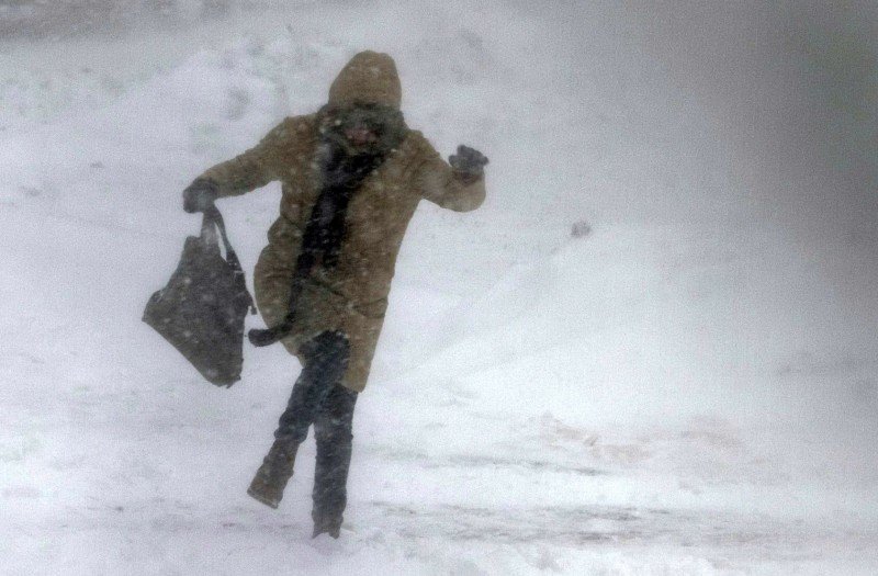 Informare meteo de vânt, precipitații și polei