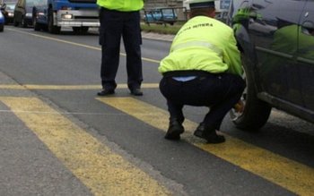 ACCIDENT! Minoră lovită de o …