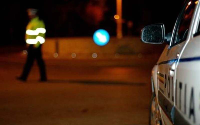Vitezoman prins de polițiștii din Botoșani într-o mașină cu numere false