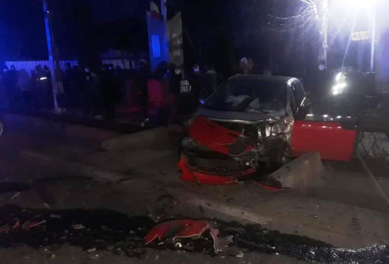 Accident pe drumul Botoșani - Suceava! Cinci persoane au fost rănite