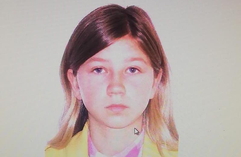 Fată de 15 ani din Dorohoi dată dispărută de familie. Polițiștii sunt în alertă!
