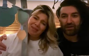 Smiley şi Gina Pistol au …