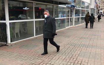 „STOP! Azi mașina stă pe …