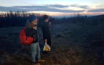 Cetăţeni afgani reţinuţi la frontiera …