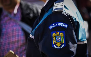 Peste 100 de avansări în …