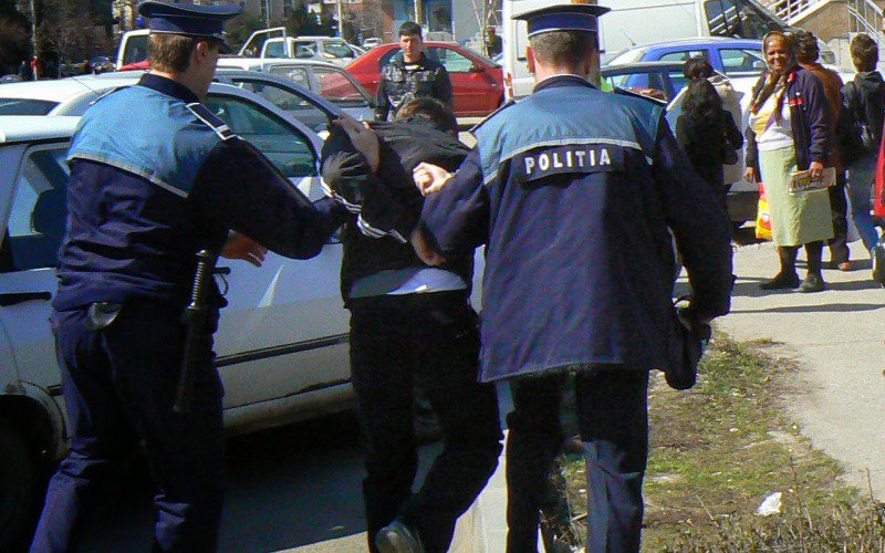 Botoșani: Hoț prins de un polițist aflat în timpul liber