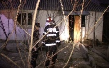 Trei familii din au fost …