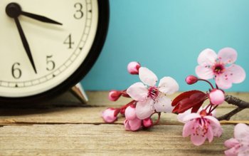 Se schimbă ora în România! …