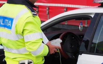 Botoșănean reținut pentru conducere fără …