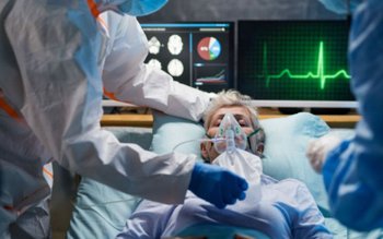 Pacienţii cu COVID pot fi …