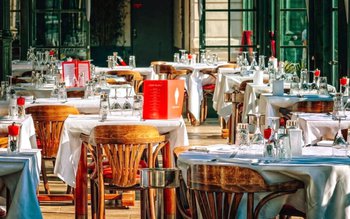 Restaurantele s-ar putea redeschide de …