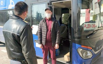 Document de identitate fals, cumpărat …