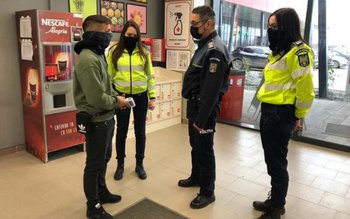 Mii de persoane legitimate și …