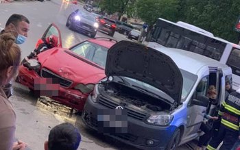Accident cu trei victime! Două …
