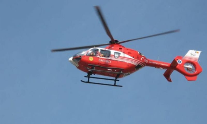 Elicopter SMURD solicitat la Botoșani pentru transferul la Iași a unui bărbat care a făcut infarct