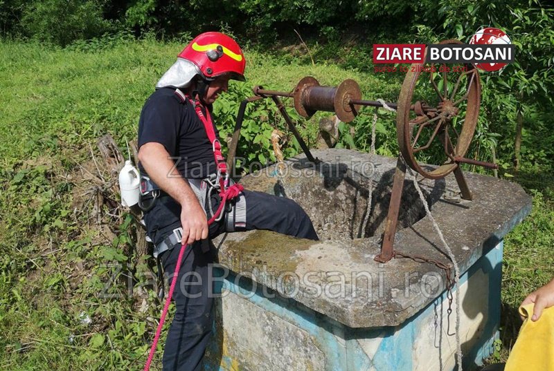 Tragic! O femeie din comuna Suharău a fost găsită decedată într-o fântână - FOTO