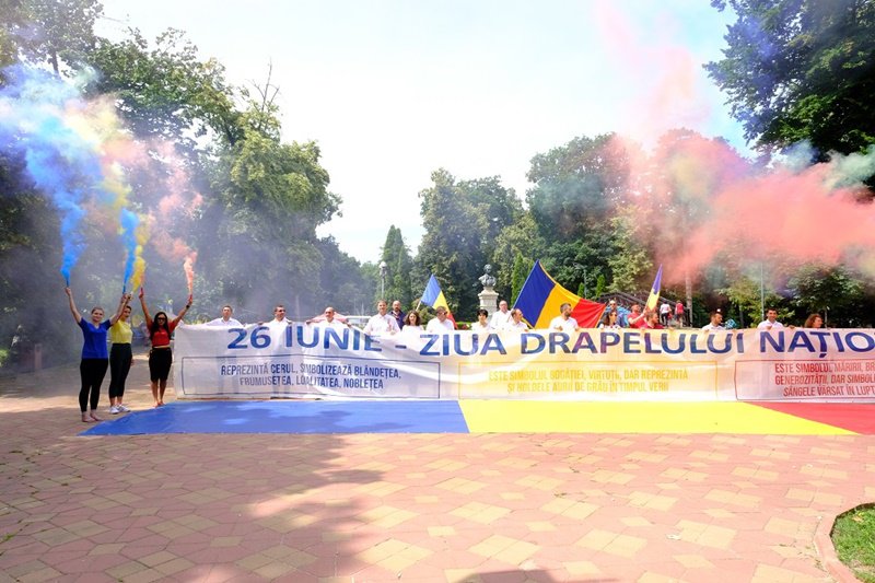 Organizația PSD, alături de botoșăneni de Ziua Drapelului Național - FOTO