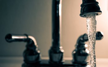 Atenție, apa de la rețeaua …