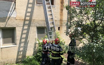 Copil de doi ani blocat …