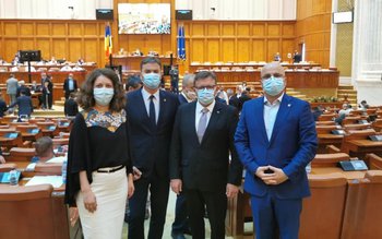 Toți cei 4 parlamentari de …