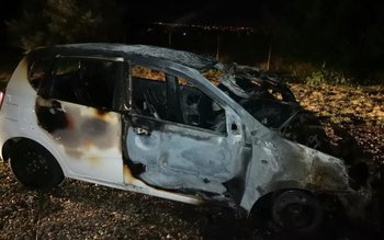 Incendiu generat de un autoturism …