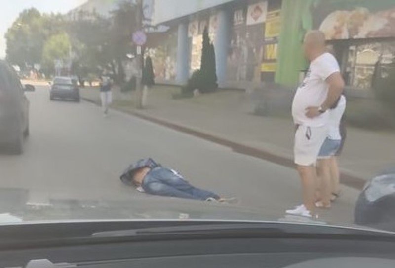 Bărbat accidentat pe o stradă din Botoșani după ce s-a angajat într-o traversare neregulamentară
