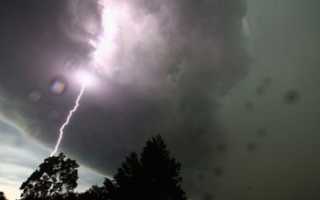 Cod portocaliu de vijelii puternice …