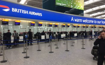 Zeci de români veniți din …