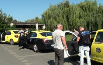 Taximetriștii din Dorohoi „periați” de …