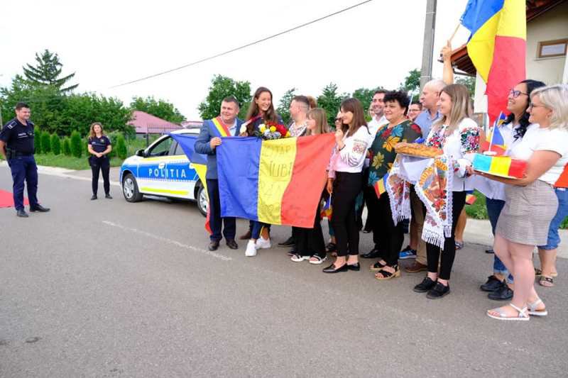 Botoșăneanca Simona Radiș, campioana de la JO Tokyo2020, sărbătorită în comuna sa natală - FOTO