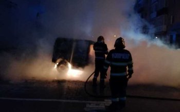 Incendiu la Cătămărăști Deal. Pompierii …