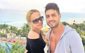 Anda Adam are un nou …