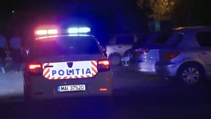 Tânăr internat la psihiatrie după ce a lovit o polițistă în timpul unei altercații