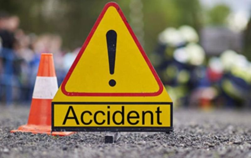 Accident pe drumul Botoșani-Dorohoi! Un tânăr de 18 ani a ajuns la spital după o depășire cu peripeții